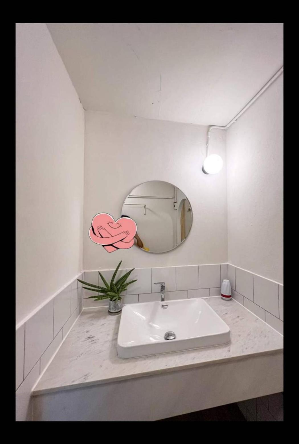 La Moon House Ξενοδοχείο Salaya Εξωτερικό φωτογραφία