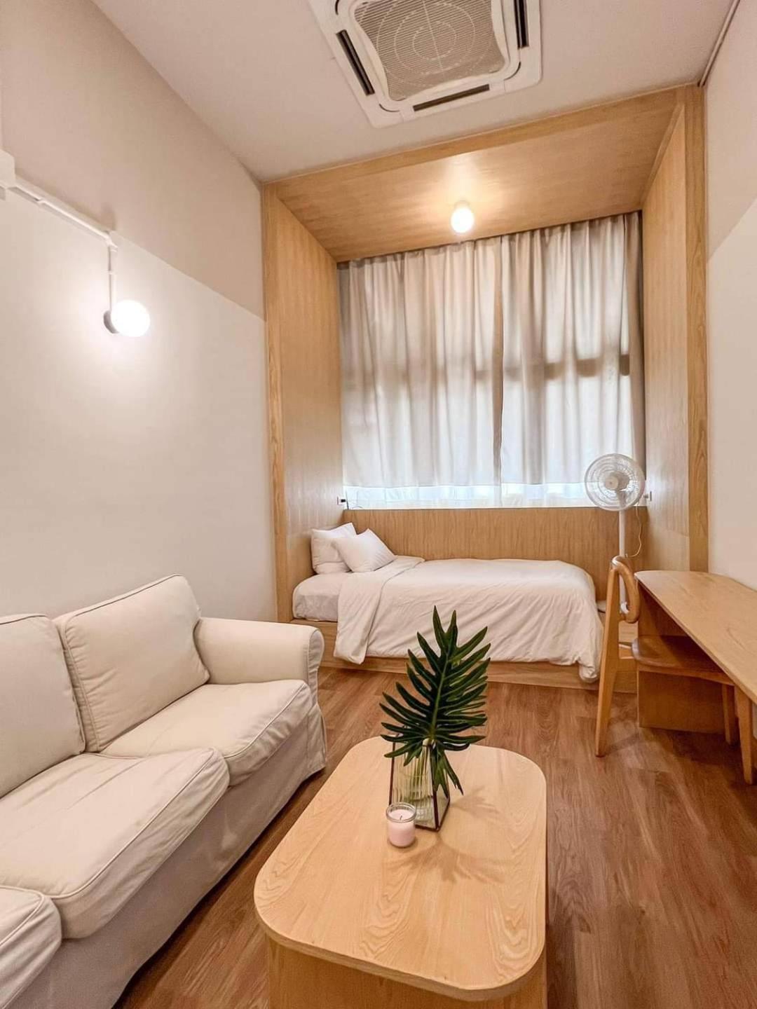 La Moon House Ξενοδοχείο Salaya Εξωτερικό φωτογραφία