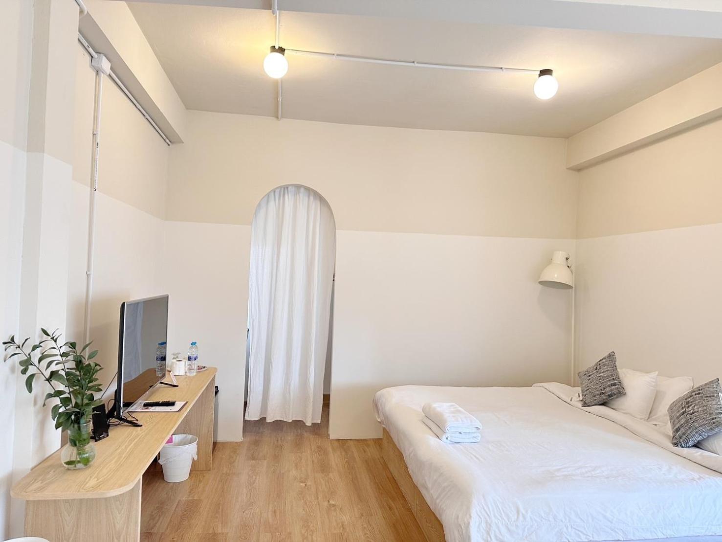 La Moon House Ξενοδοχείο Salaya Εξωτερικό φωτογραφία