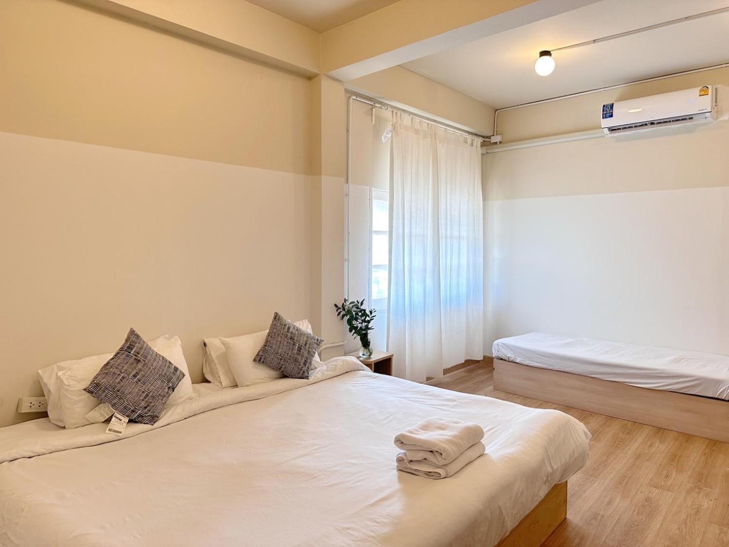 La Moon House Ξενοδοχείο Salaya Εξωτερικό φωτογραφία