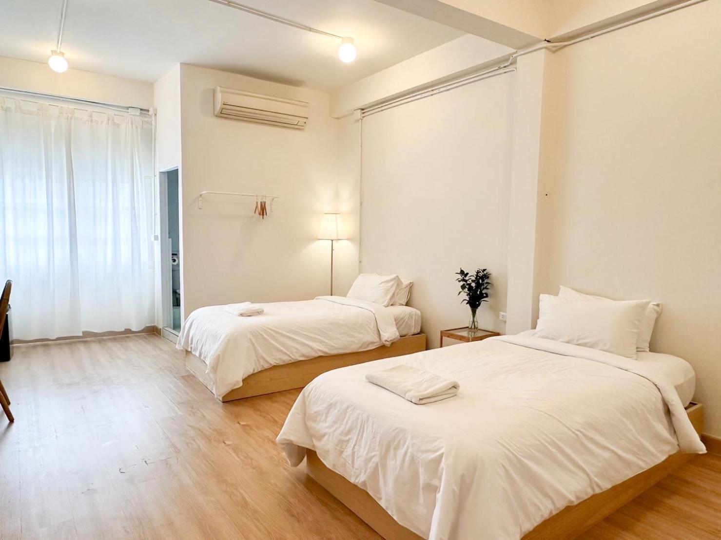 La Moon House Ξενοδοχείο Salaya Εξωτερικό φωτογραφία