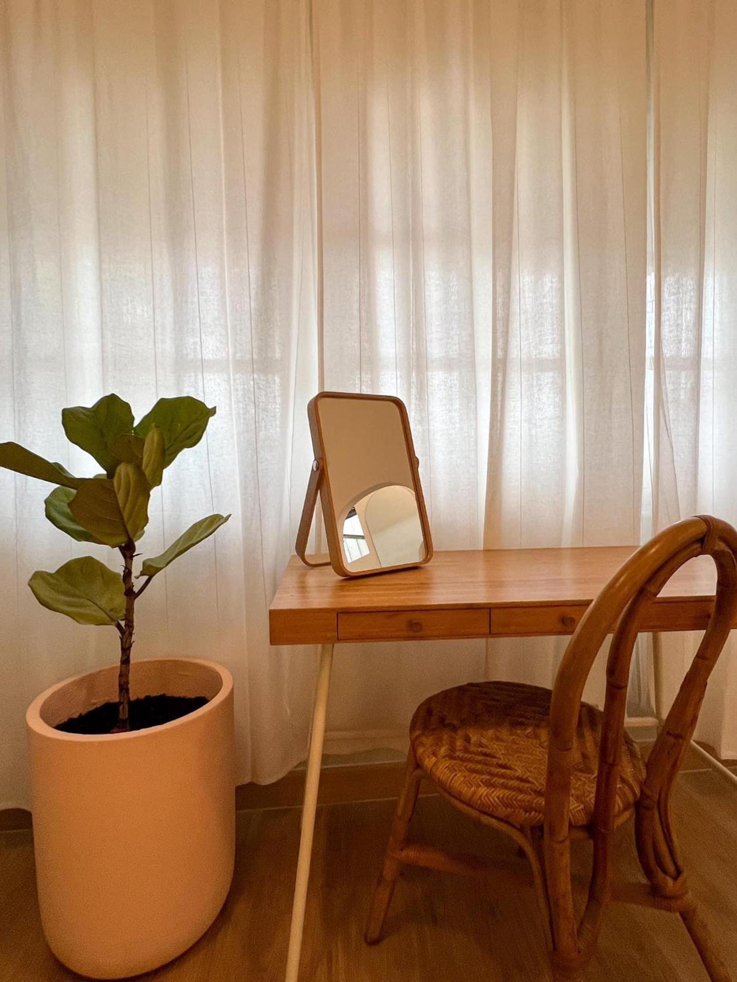 La Moon House Ξενοδοχείο Salaya Εξωτερικό φωτογραφία